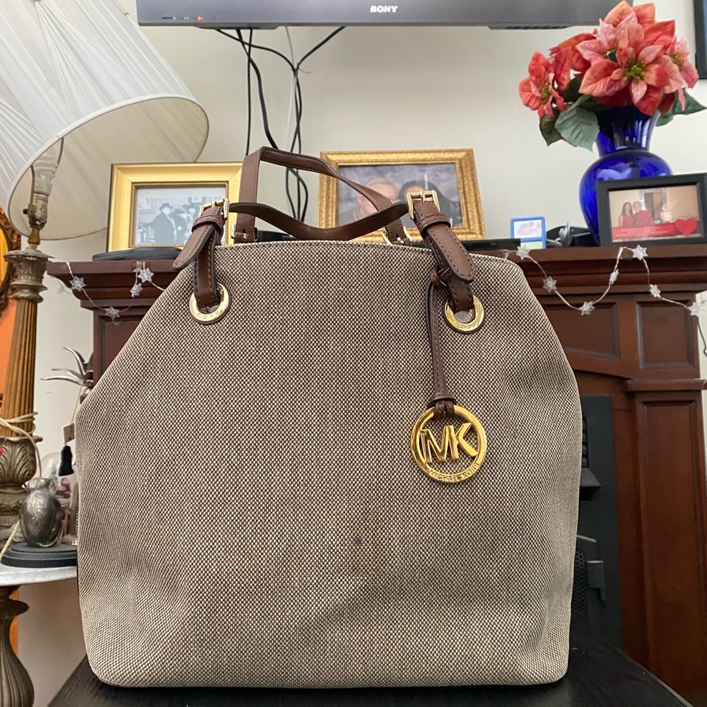 Michael kors canvas grab bag